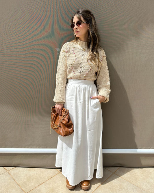 Saia Evasê em Viscolinho Branca Acerola