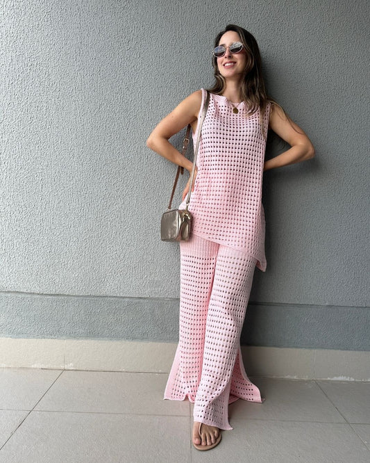 Conjunto Tricô de Calça Ampla e Blusa Assimétrica Rosa