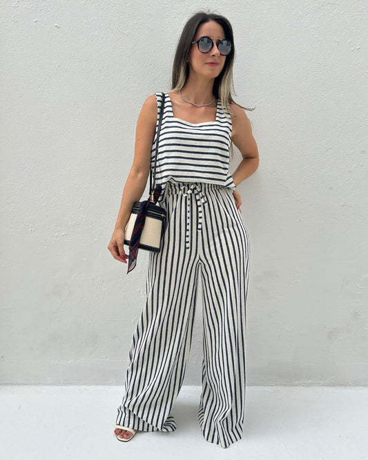 Conjunto com Listras Branco e Azul Abacaxi