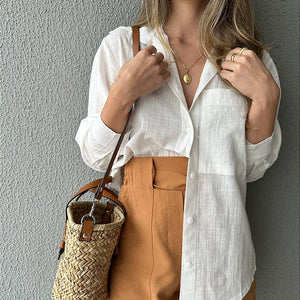 Camisa tradicional branca com bolso frontal branca Jasmim