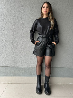 Short alfaiataria PU preto com faixa Gengibre