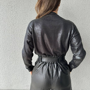 Short alfaiataria PU preto com faixa Gengibre