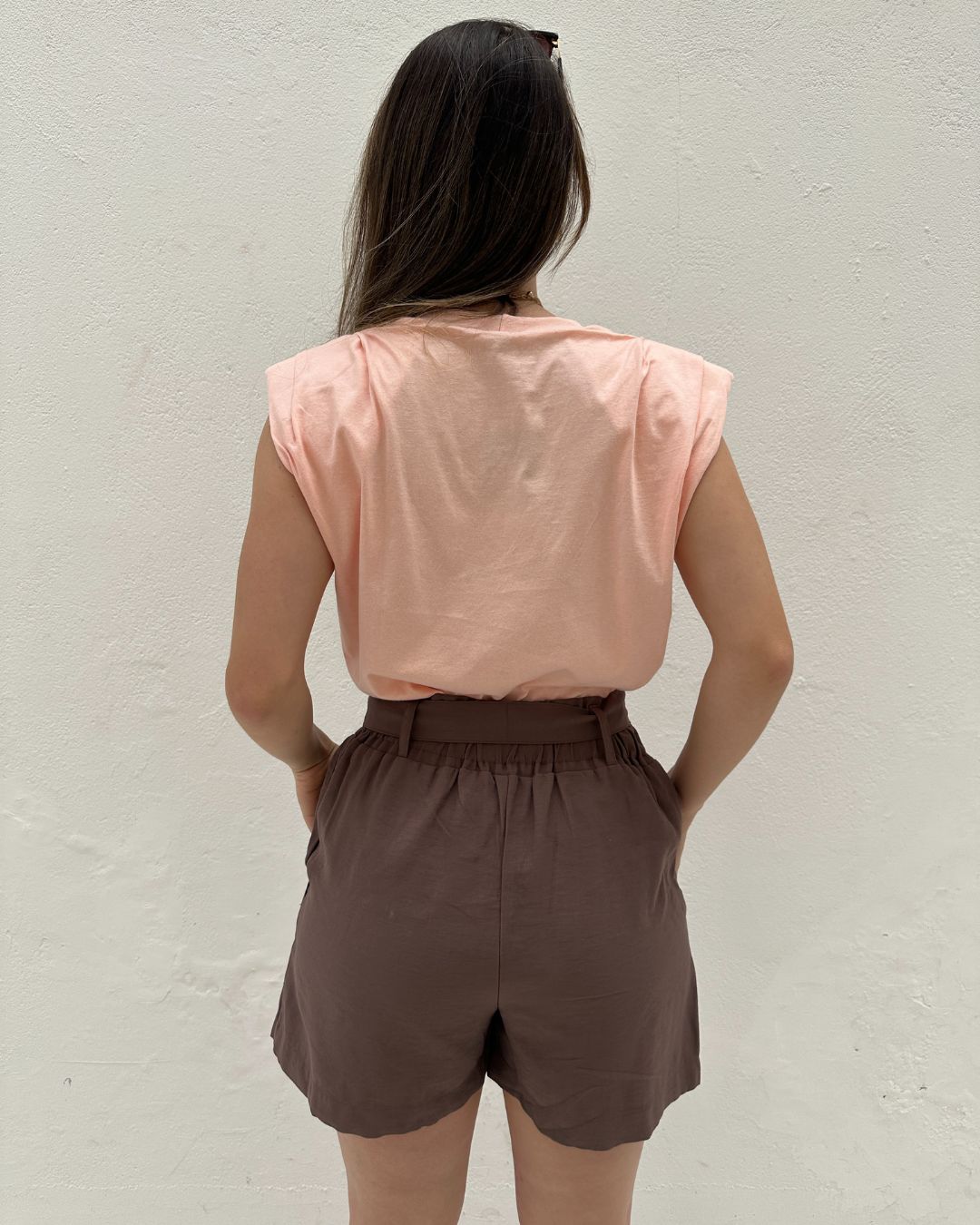 Short Alfaiataria Marrom com Faixa Gengibre
