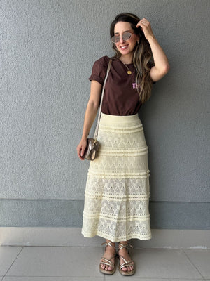 Saia Tricô Evasê com Detalhes Rendados Amarílis