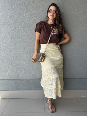 Saia Tricô Evasê com Detalhes Rendados Amarílis