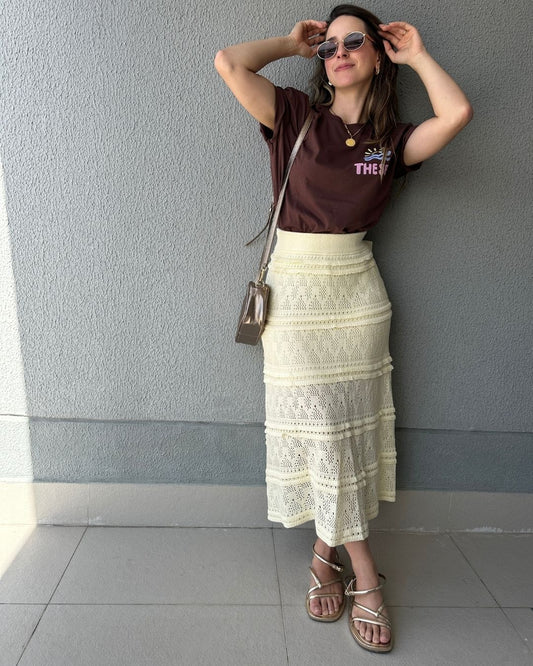 Saia Tricô Evasê com Detalhes Rendados Amarílis
