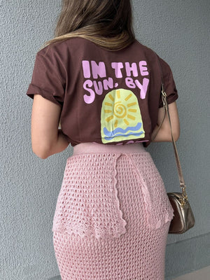 T-shirt 100% Algodão com Estampa Frente e Costas Marrom Cajá