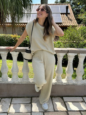 Conjunto Calça e Colete Crú Lavanda