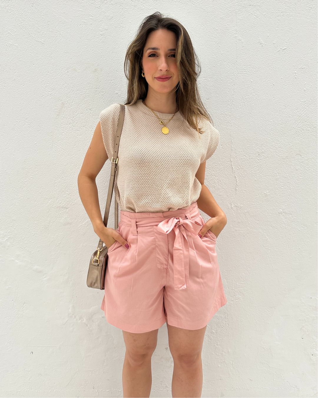 Short Solto Viscolinho Alfaiataria com Cinto Rosa Azaléia