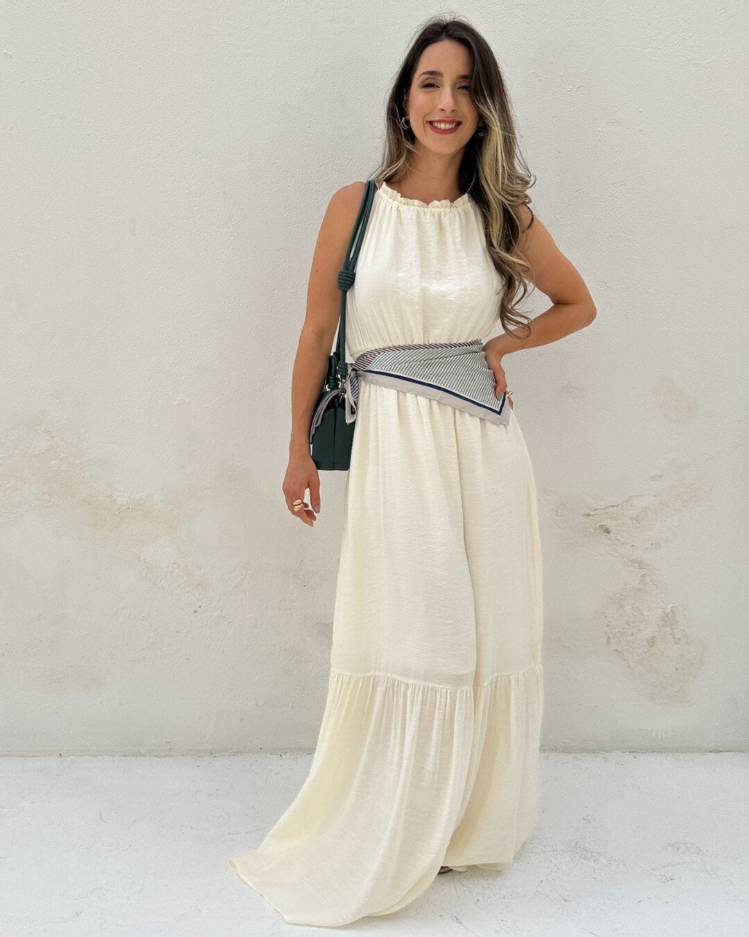 Vestido longo fluido com elastico na cintura off-white Melão