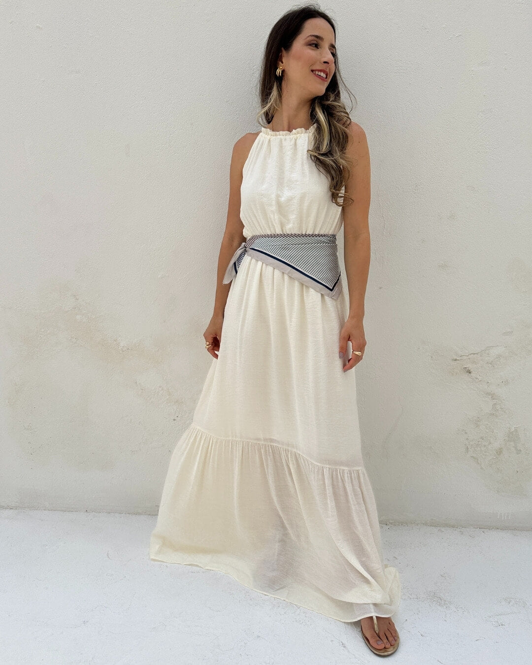 Vestido longo fluido com elastico na cintura off-white Melão