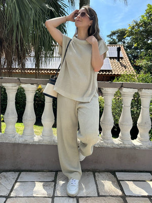 Conjunto Calça e Colete Crú Lavanda