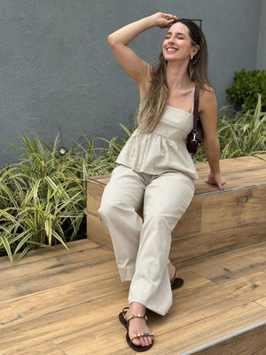 Calça Wide Leg Cós com Elástico e Amarração Amêndoa