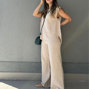 Conjunto de Calça Reta e Colete com Manga Japonesa Graviola