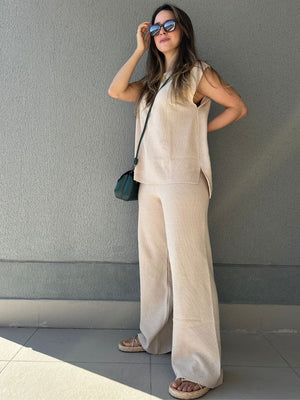 Conjunto de Calça Reta e Colete com Manga Japonesa Graviola