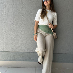 Calça Wide Leg Cós com Elástico e Amarração Amêndoa