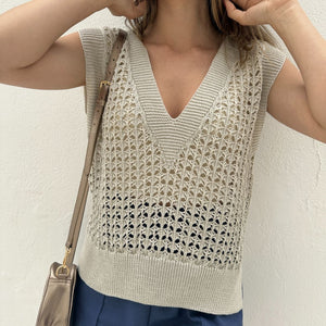 Colete tricot fechado cru com lurex prata e dourado Limão