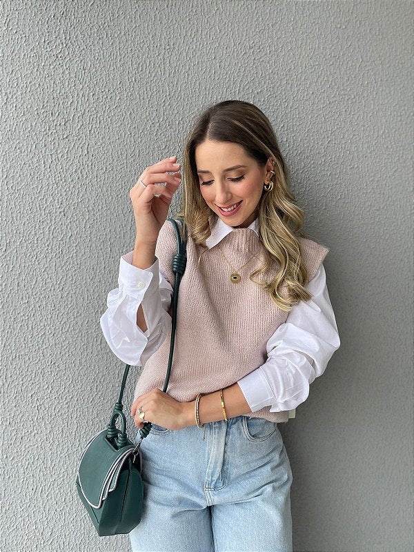 Kit Colete Tricot ombros destacados Muscle rosé Avelã + Camisa tradicional com bolso frontal branca Jasmim