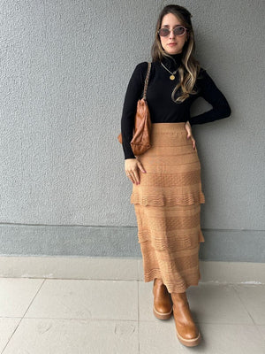 Blusa cacharrel tricô modal gola alta Rolê Lisa preta Lirio