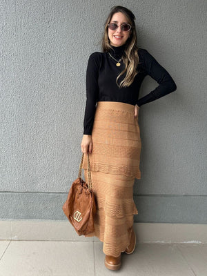 Blusa cacharrel tricô modal gola alta Rolê Lisa preta Lirio