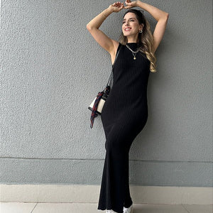 Vestido de tricot canelado com fenda preto Mangostim