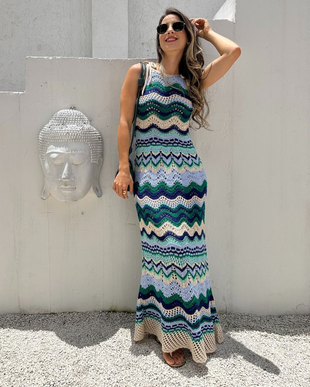 Vestido de tricot vazado com listras azul verde e areia Macadâmia