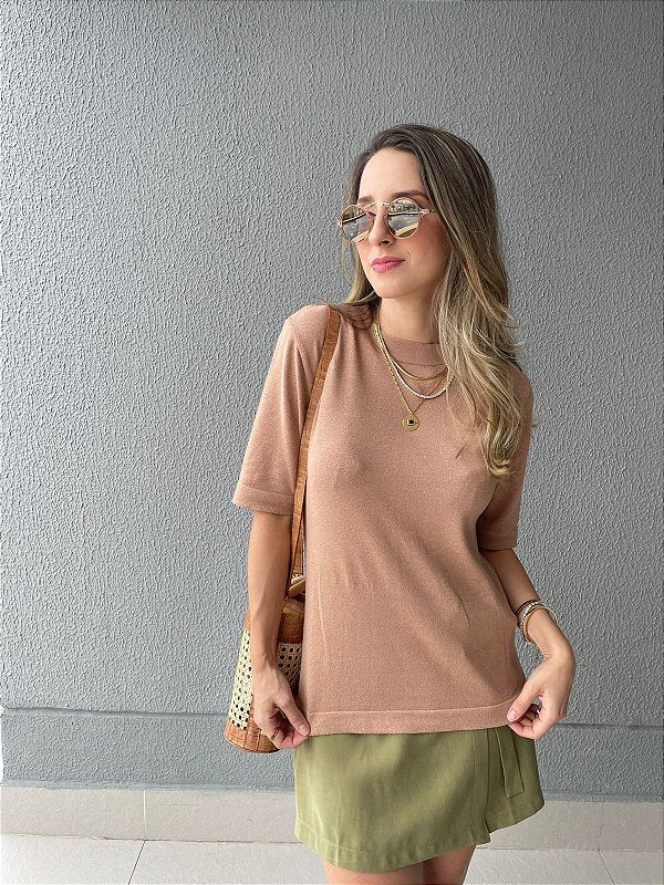 Blusa em tricot com manga curta linha basic bege Maçã