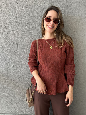 Blusa Tricô Peplum Amêndoa