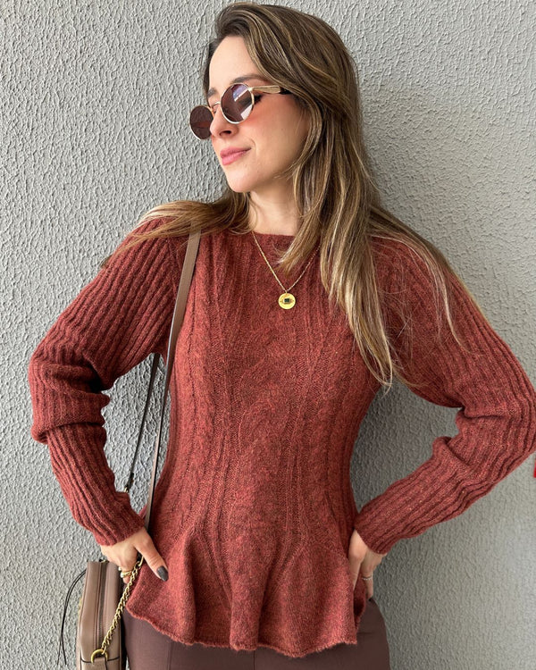 Blusa Tricô Peplum Amêndoa
