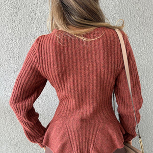 Blusa Tricô Peplum Amêndoa