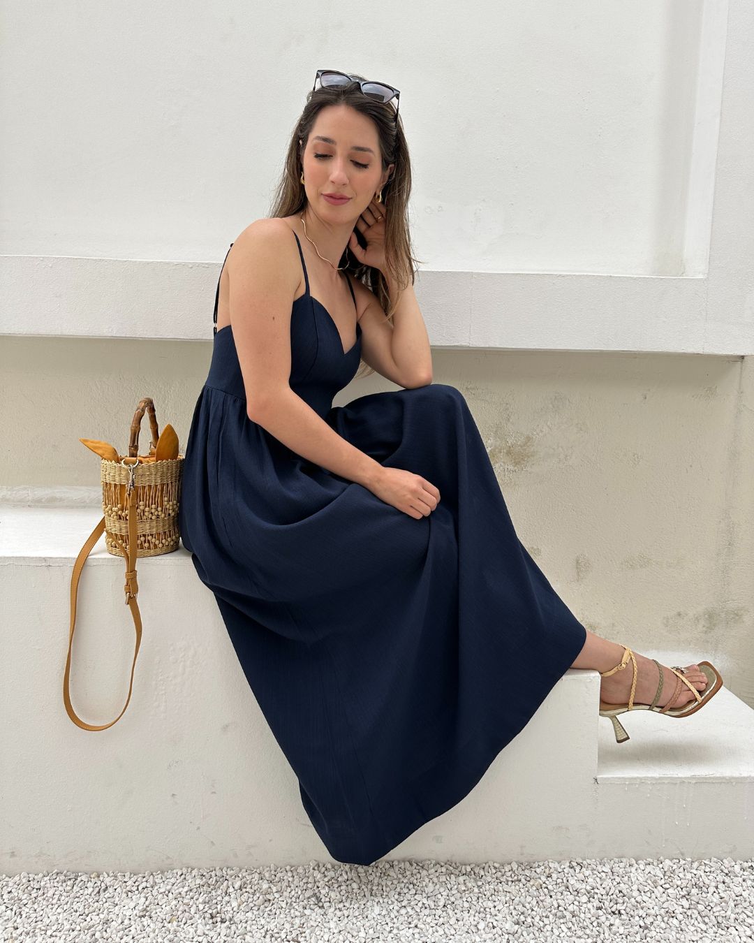 Vestido Evasê Com Alças e Decote em Coração Azul Manga