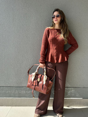 Blusa Tricô Peplum Amêndoa