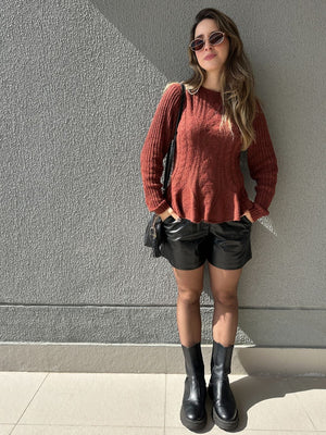 Blusa Tricô Peplum Amêndoa