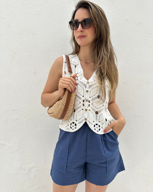 Blusa de Crochê com Fechamento em Botões Branca Orquídea