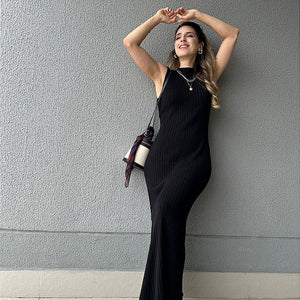 Vestido de tricot canelado com fenda preto Mangostim
