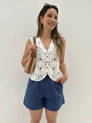 Blusa de Crochê com Fechamento em Botões Branca Orquídea