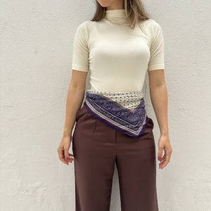 Body de Malha com Gola Fechada e Manga Curta Amarela Amarílis