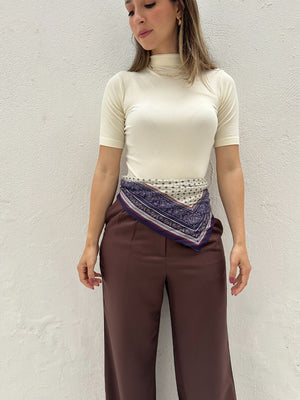 Body de Malha com Gola Fechada e Manga Curta Amarela Amarílis