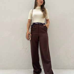 Body de Malha com Gola Fechada e Manga Curta Amarela Amarílis