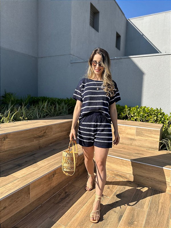 Conjunto tricot short e blusa listrado azul marinho e branco Caju