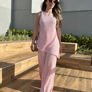 Conjunto Tricô de Calça Ampla e Blusa Assimétrica Rosa