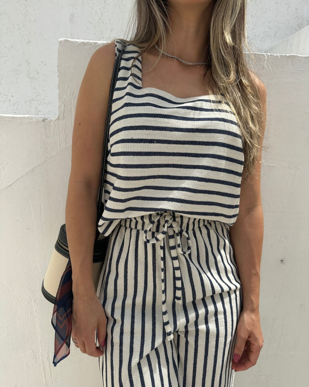 Conjunto com Listras Branco e Azul Abacaxi