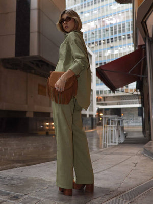 Conjunto de Algodão com Calça Reta e Camisa Tradicional  Verde Pequi