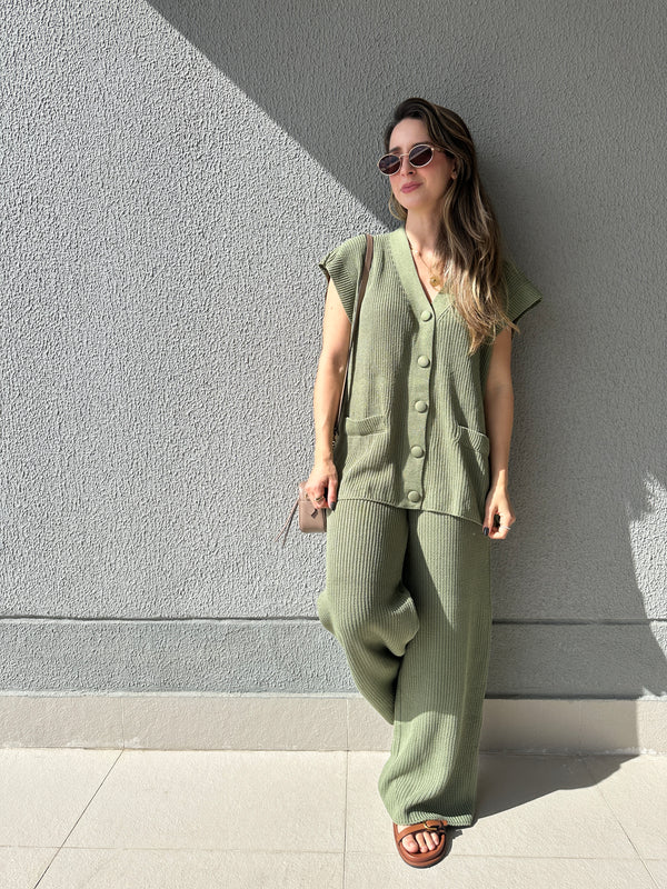 Conjunto Calça e Colete Pistache