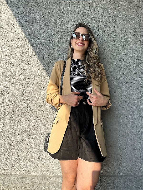 Blazer maxi com mangas franzidas caramelo manteiga Crisântemo