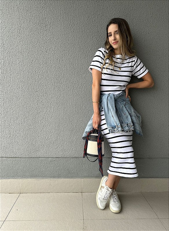 Vestido de tricot midi branco com listras pretas Dália