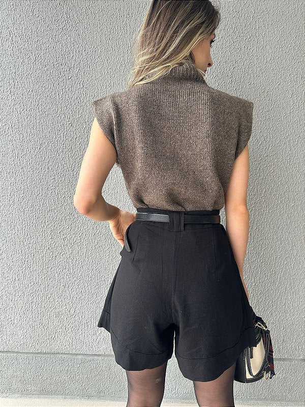 Short alfaiataria com bolso preto Alecrim