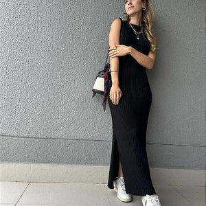 Vestido de tricot canelado com fenda preto Mangostim