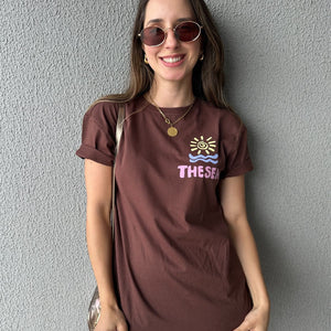 T-shirt 100% Algodão com Estampa Frente e Costas Marrom Cajá