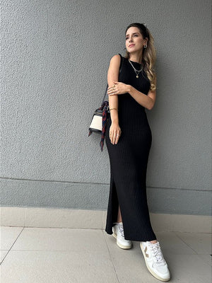 Vestido de tricot canelado com fenda preto Mangostim